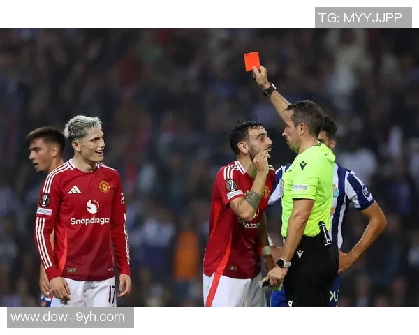 滕哈格62天闪电下课:一场战术、信任与文化的全面崩塌